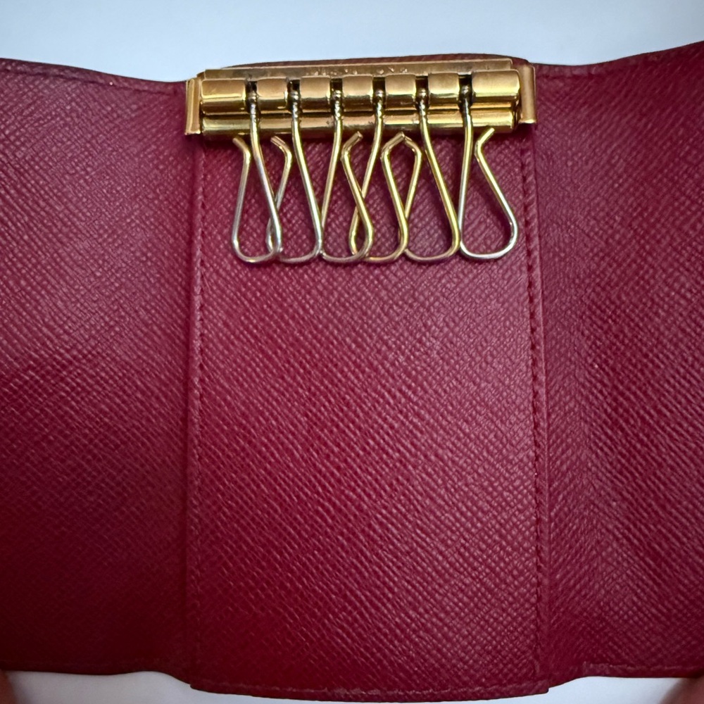 Louis Vuitton Monogram Key Holder - Picture 5 of 7